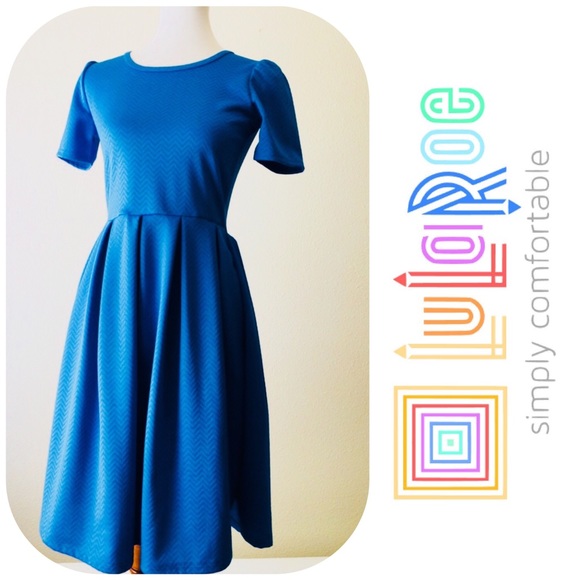 LuLaRoe Dresses & Skirts - LuLaRoe Amelia Blue Dress Small